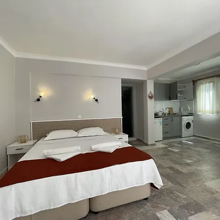 Hanedan Flora * Foça