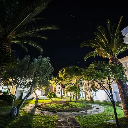 Hanedan Flora Hotel de apartamente Foça