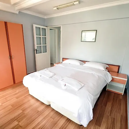 Hotel de apartamente Hanedan Flora Foça