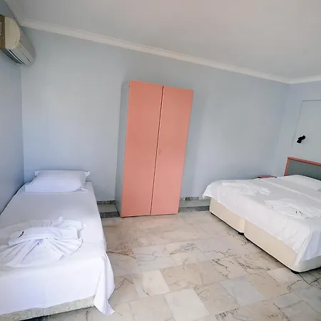 Hanedan Flora * Foça