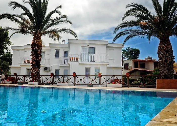 Hanedan Flora * Foça