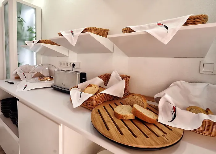 Hanedan Flora * פוצ'ה