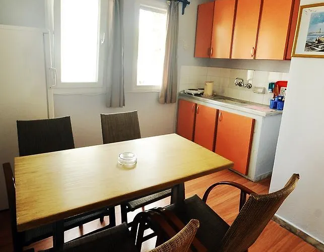 Hanedan Flora פוצ'ה