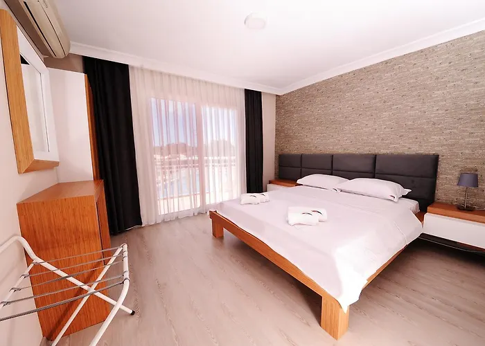 Hanedan Flora * פוצ'ה