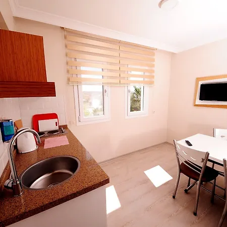 Hanedan Flora Aparthotel Foça