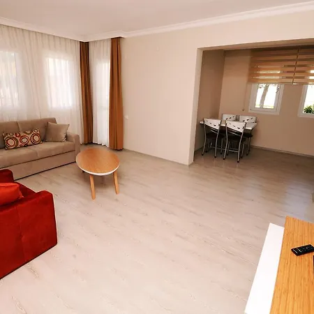 Hanedan Flora Aparthotel *