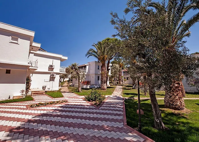 Lejlighedshotel Hanedan Flora Foça