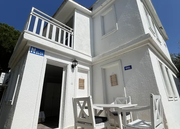 Lejlighedshotel Hanedan Flora