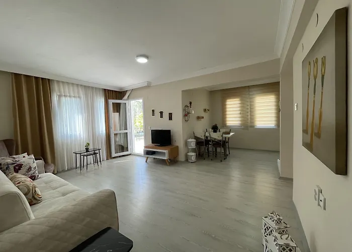 Hanedan Flora Lejlighedshotel *