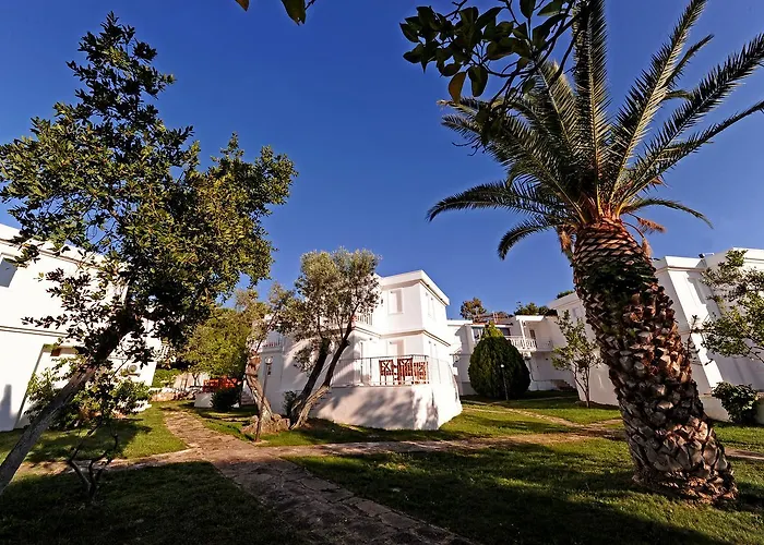 Lejlighedshotel Hanedan Flora Foça